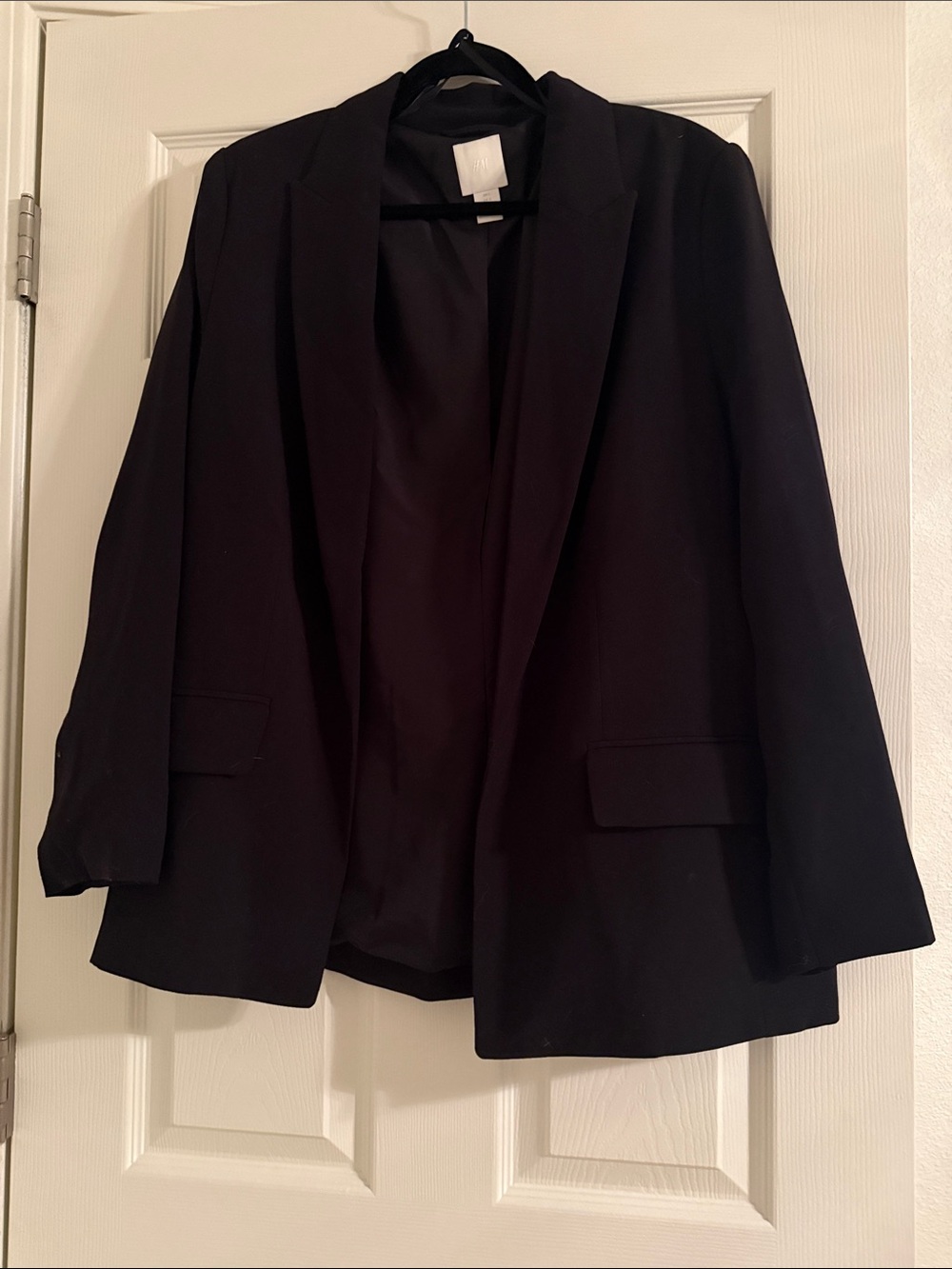 Classic Black Women's Blazer - Versatile oversized Jacket